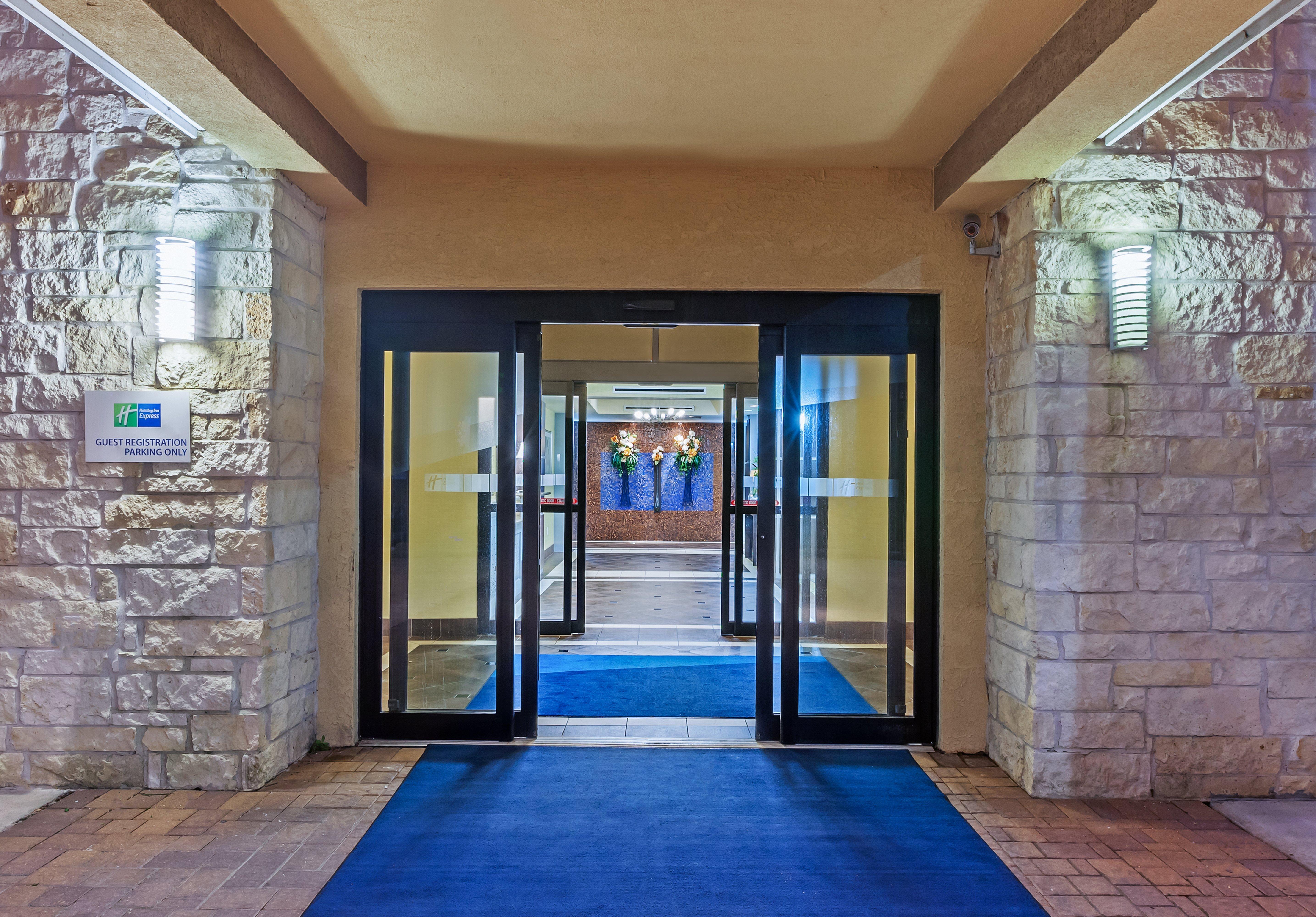 Express & Northwest By Ihg Hotel