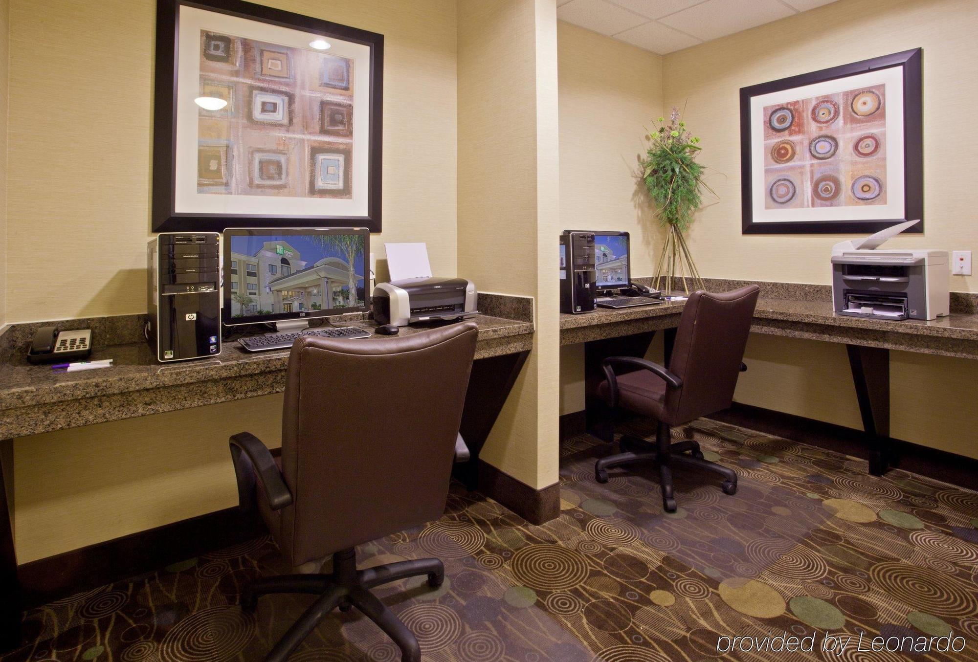 Express & Northwest By Ihg 2* Beaumont